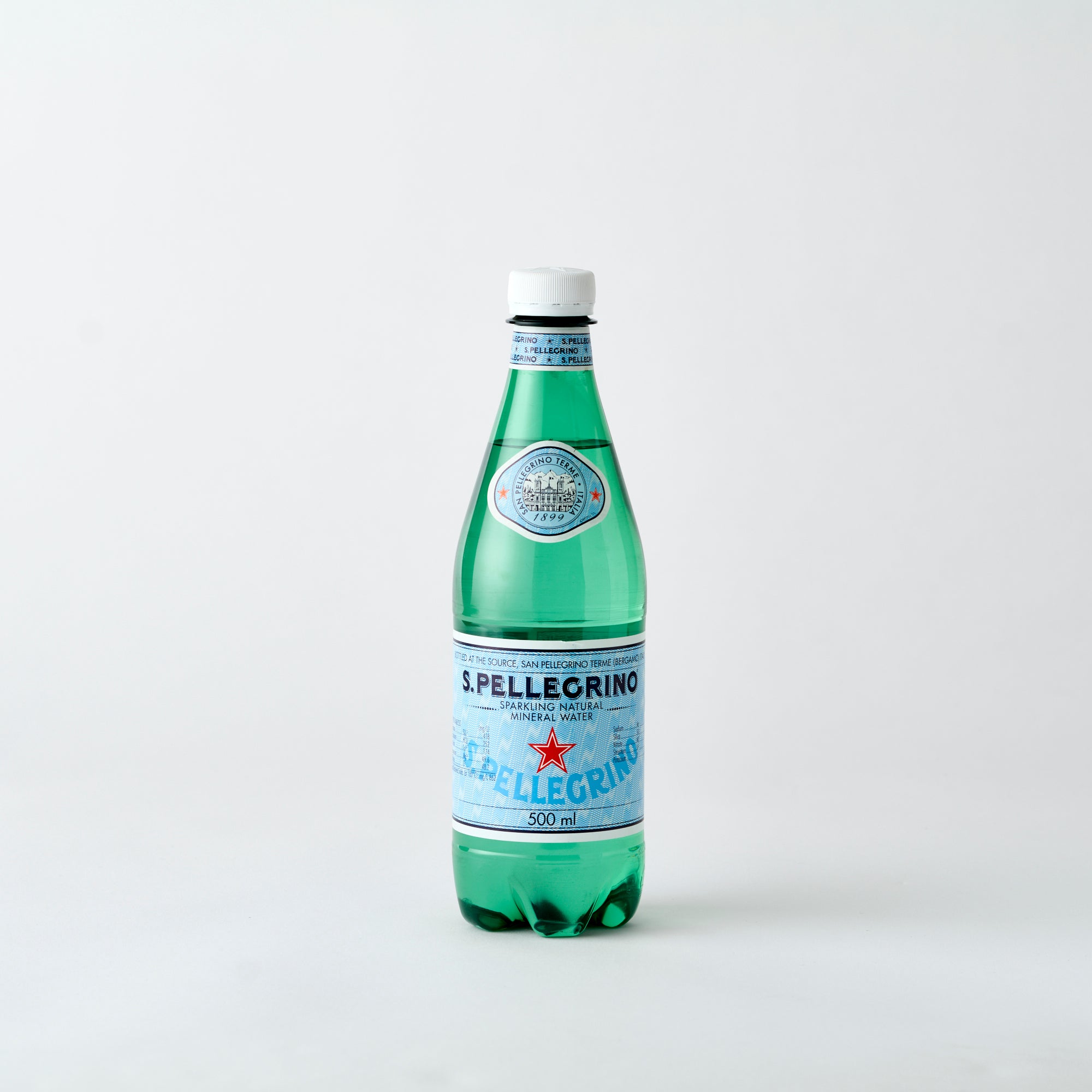 サンペレグリノ（炭酸水）